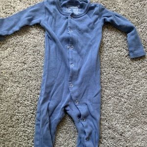 WORN ONCE!!! Loved baby organic cotton!